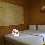 Nida Rooms Makassar Savu