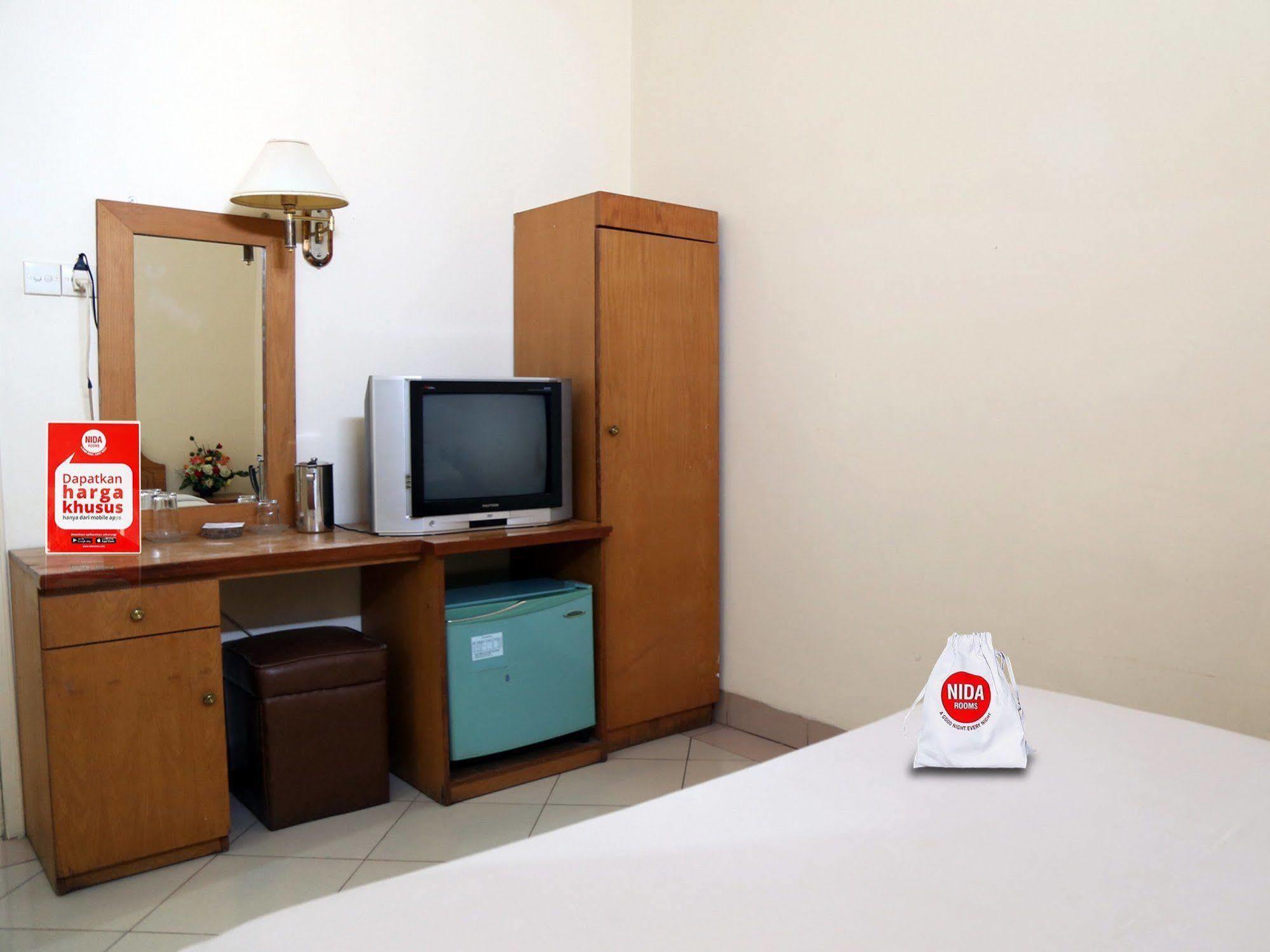 Hotel Nida Savu